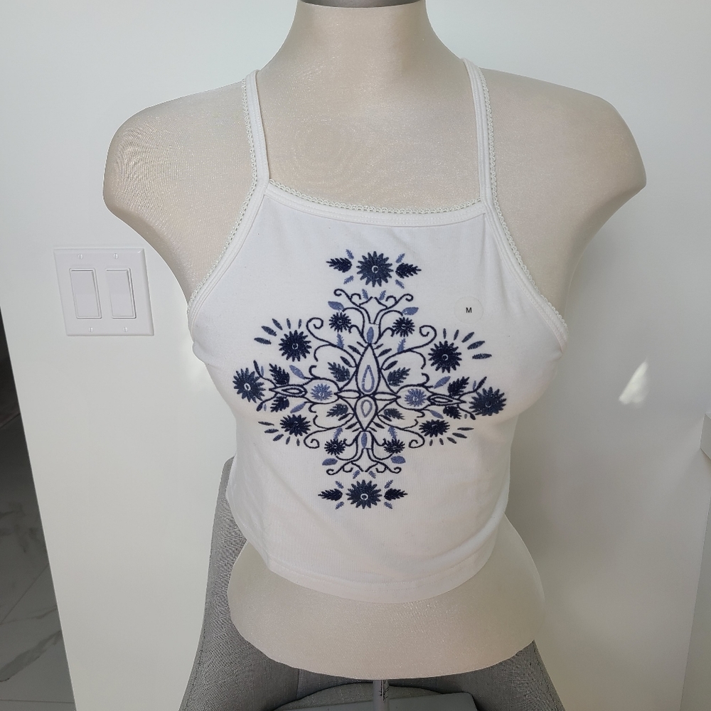 Crop top